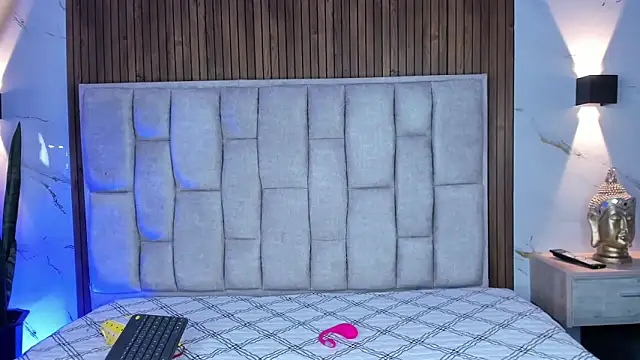 Sassha ferrer online show from February 11, 2026, 6:02 pm