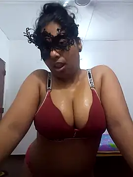 Snapshot of Expose_Queen chatting on April 29, 2026, 5:52 pm Expose Queen online show from April 29, 2026, 5:52 pm