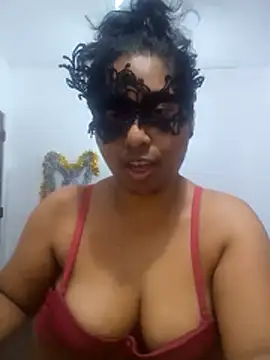 Snapshot of Expose_Queen chatting on May 26, 2026, 5:53 pm Expose Queen online show from May 26, 2026, 5:53 pm