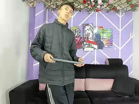 heyy noah11 online show from March 28, 2026, 1:33 pm