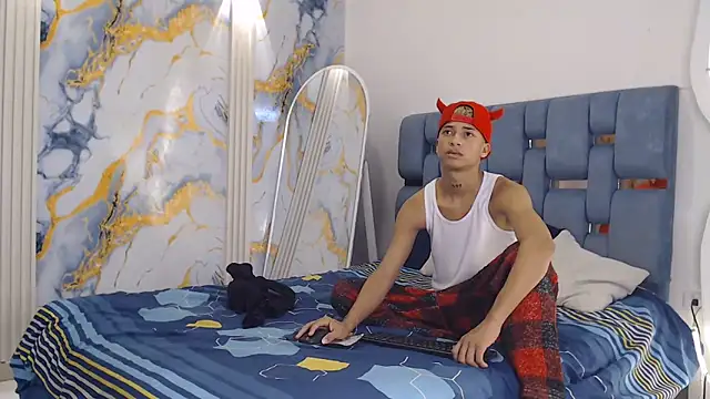 EMPIRE BOYS1 online show from June 4, 2026, 7:20 pm