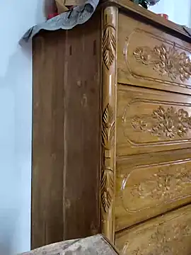 Tanha18 online show from November 3, 2025, 6:36 am