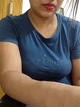 Tanha18 online show from November 28, 2025, 6:38 am