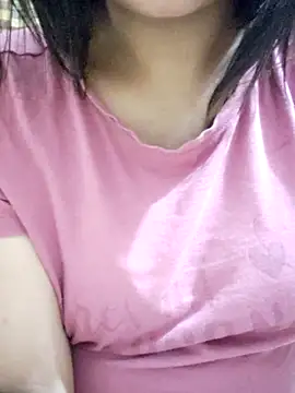 Tanha18 online show from December 15, 2025, 12:37 am