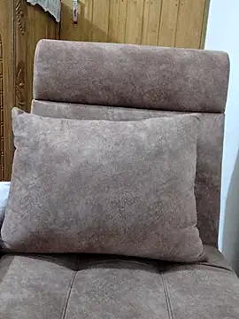 Tanha18 online show from February 21, 2026, 4:08 pm