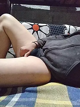 axel-spr online show from April 21, 2026, 3:46 am