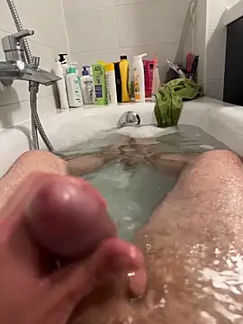 AlexGogo23 online show from April 21, 2026, 6:12 pm