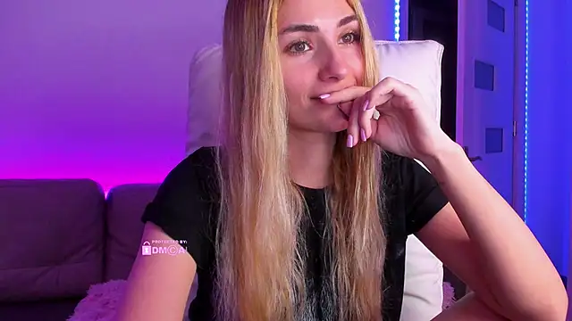 Snapshot of passionka chatting on November 26, 2025, 10:44 pm passionka online show from November 26, 2025, 10:44 pm