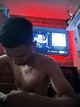 SlingingAsteroid online show from November 4, 2025, 8:41 pm