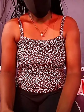 Mishel hot online show from October 28, 2025, 2:42 pm