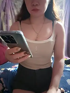 LeanaLy online show from January 7, 2026, 2:25 am