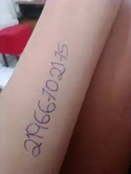 Camilanifeta online show from April 29, 2026, 9:21 pm