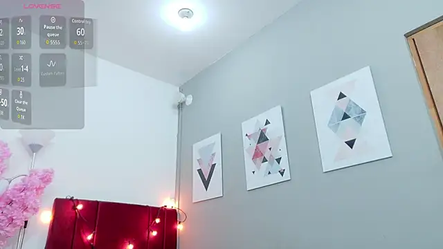 chubbykinkyygirl online show from November 29, 2025, 12:52 pm