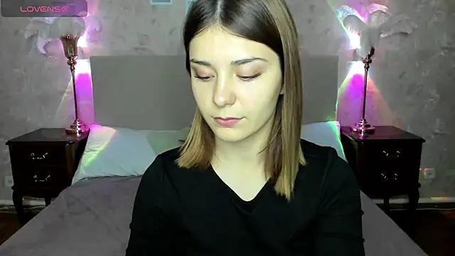 MargoChill online show from December 1, 2025, 2:11 pm