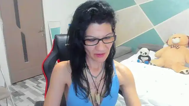 SweetSin40 online show from April 6, 2026, 5:36 pm