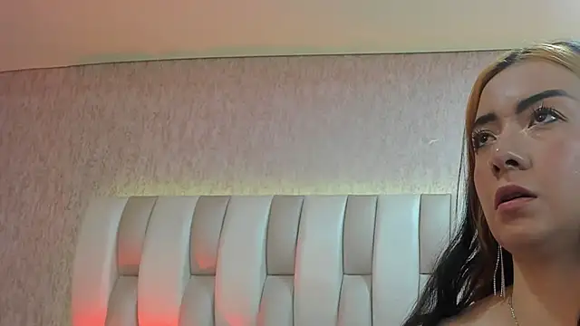 Ari lynn  online show from March 19, 2026, 3:10 am