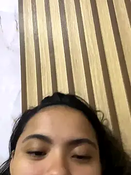 safadinhaquenteW online show from October 12, 2025, 2:43 am