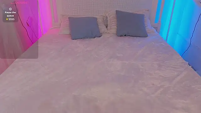 Snapshot of Angelie__Eyes chatting on February 1, 2026, 4:49 pm Angelie Eyes online show from February 1, 2026, 4:49 pm