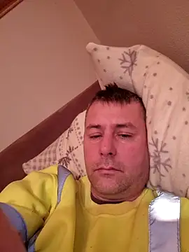 Snapshot of tibci12789 chatting on January 6, 2026, 2:21 pm tibci12789 online show from January 6, 2026, 2:21 pm