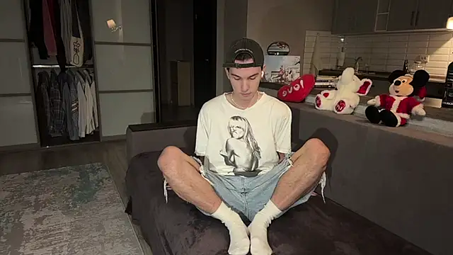 Snapshot of Jeremy1Scott chatting on November 16, 2025, 3:34 am Jeremy1Scott online show from November 16, 2025, 3:34 am