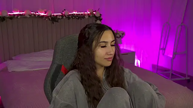 RebeckaThornton online show from November 20, 2025, 5:56 pm