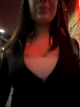 Snapshot of mamimamacitaaa chatting on November 14, 2025, 10:58 am mamimamacitaaa online show from November 14, 2025, 10:58 am