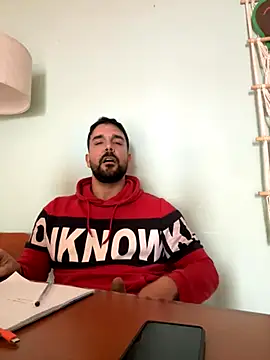 ReDiBastoni90 online show from November 5, 2025, 10:26 am