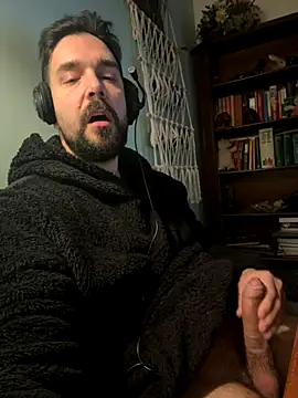 ReDiBastoni90 online show from December 5, 2025, 8:23 am