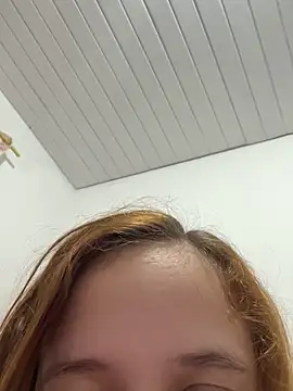 ruivinhadancer online show from June 14, 2026, 4:47 am