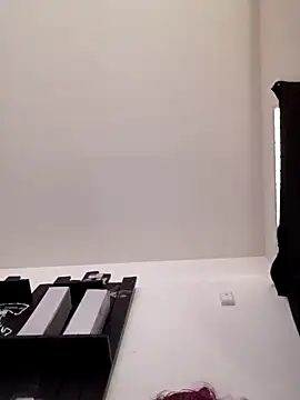 CloudyCockTeaser online show from April 24, 2026, 11:18 pm