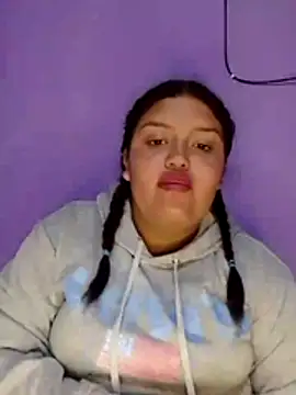 natt-bigass online show from February 6, 2026, 4:39 am