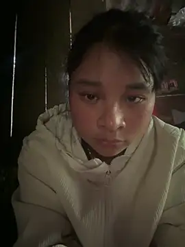 Linh-xxx online show from March 5, 2026, 6:53 am