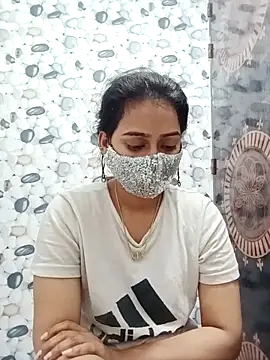 Hot Baby250 online show from April 19, 2026, 6:21 pm