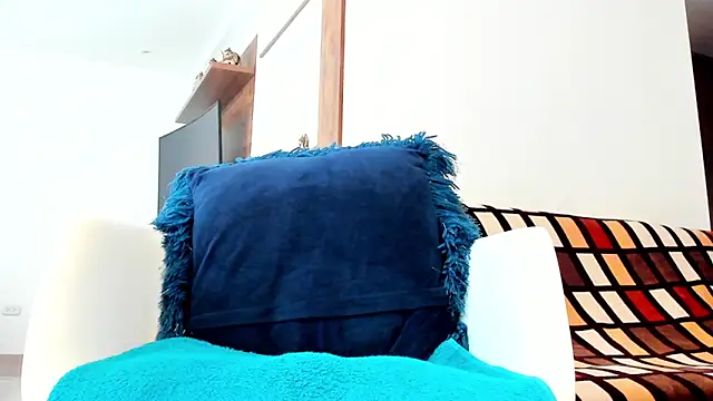 katcum02 online show from February 28, 2026, 12:39 pm