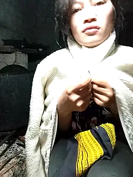 siusiu-00 online show from October 26, 2025, 4:46 pm