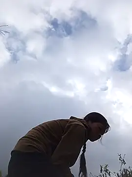 siusiu-00 online show from November 14, 2025, 1:26 am