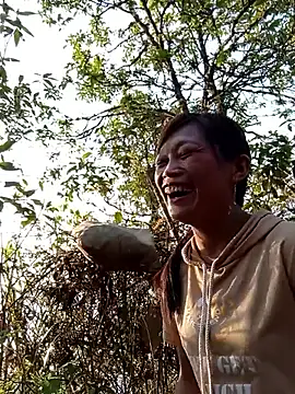 siusiu-00 online show from April 20, 2026, 9:56 am