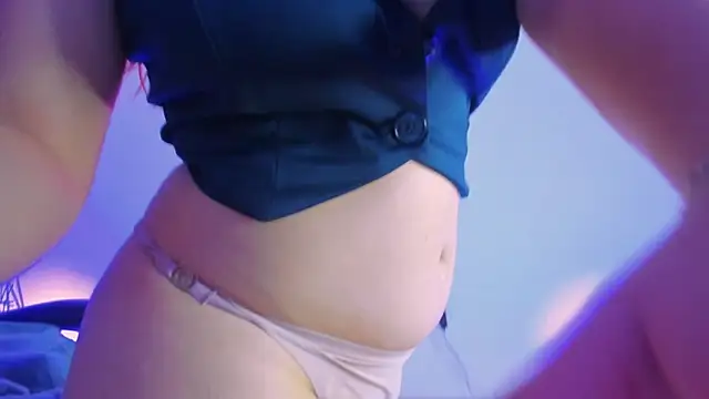 merida 06 online show from November 8, 2025, 3:18 am