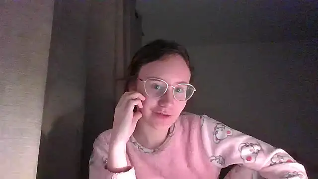 LuckySLove online show from January 7, 2026, 8:22 pm