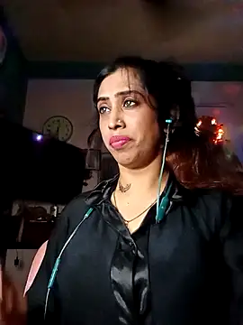 Darling Annie online show from October 22, 2025, 6:40 pm