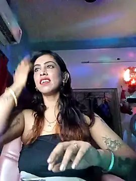 Darling Annie online show from November 1, 2025, 7:05 pm