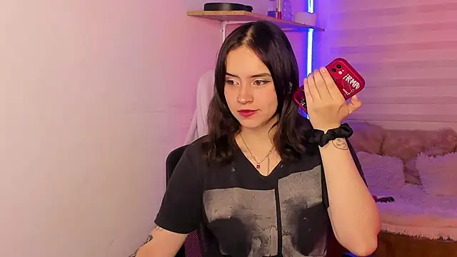 Emily Lindey online show from October 23, 2025, 3:28 am