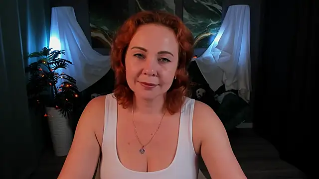 NataliKaminski online show from October 29, 2025, 12:29 pm