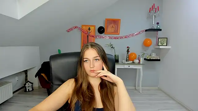 AnneWilsonn online show from October 29, 2025, 12:29 pm