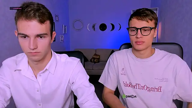 astren villo online show from November 7, 2025, 8:20 pm