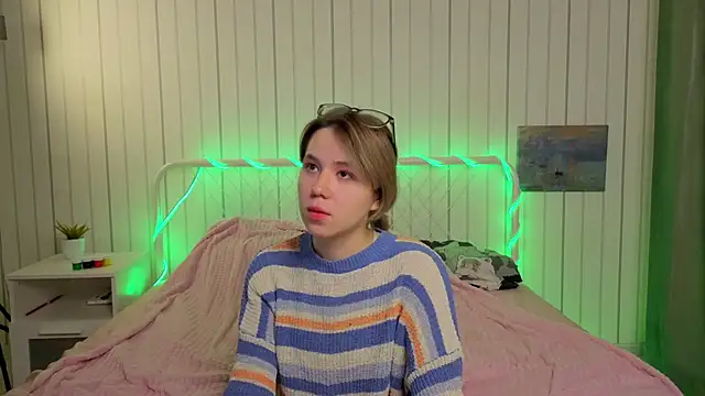 AlisiaEthen online show from November 27, 2025, 8:22 pm