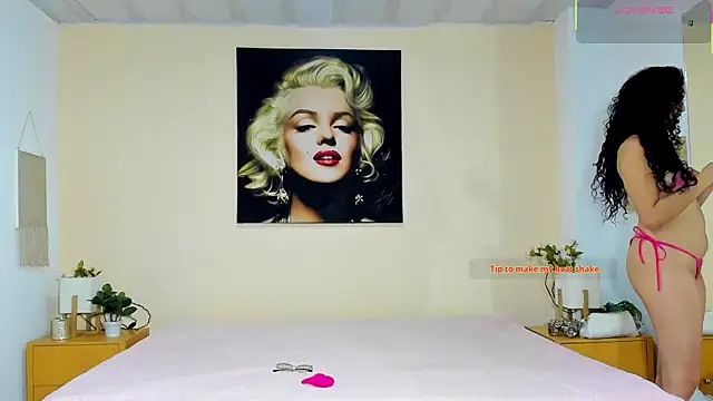 SSWEETSIINNN online show from October 24, 2025, 1:13 am