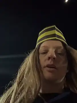 queenkelly1234 online show from February 28, 2026, 3:18 am