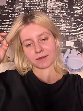 BonnyeBoom online show from February 20, 2026, 4:51 pm