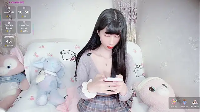 wanan2005 online show from December 4, 2025, 8:34 am